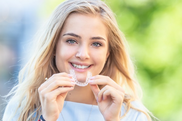 Le mascherine invisibili Invisalign.