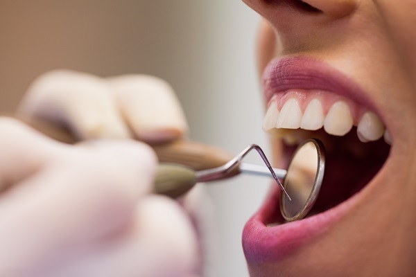 Dentista a Castellanza: cure, prevenzione e soluzioni per un sorriso sano