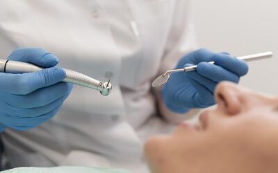 Pulizia dei denti Legnano: benefici, frequenza e trattamenti per un sorriso sano